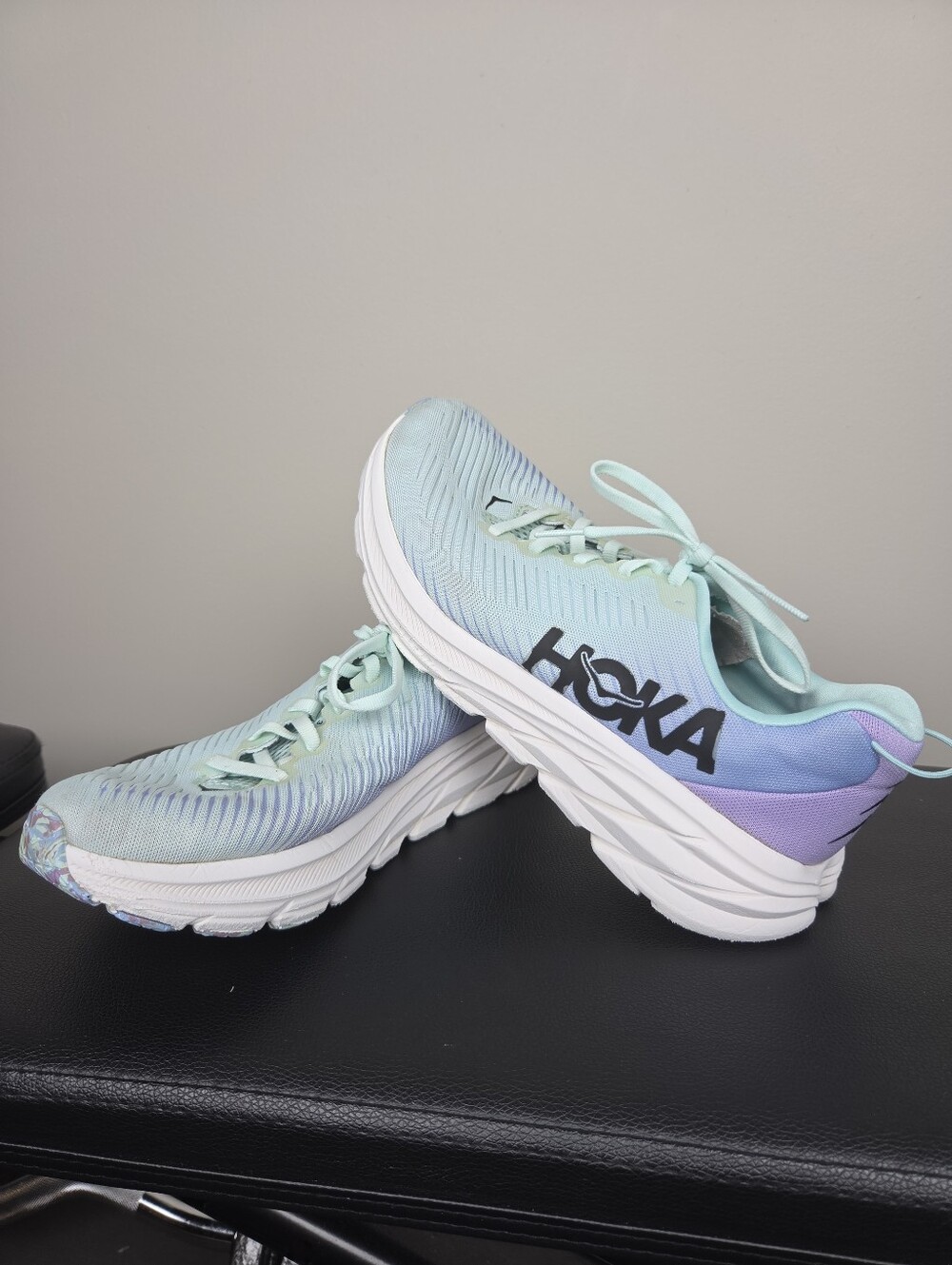 Hoka One One Women's Rincon 3 Running Shoes Size 7.5 B Sunlit Ocean Airy Blue